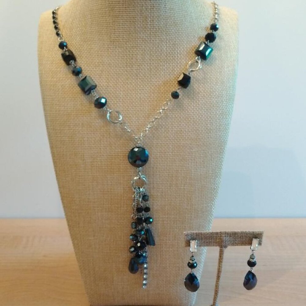 I.N.C. Silver Tone Tassel Necklace with Matching Earrings